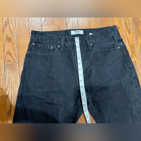 Dennim gold
Men's Classic Black Straight Jeans - Picture 5 of 11